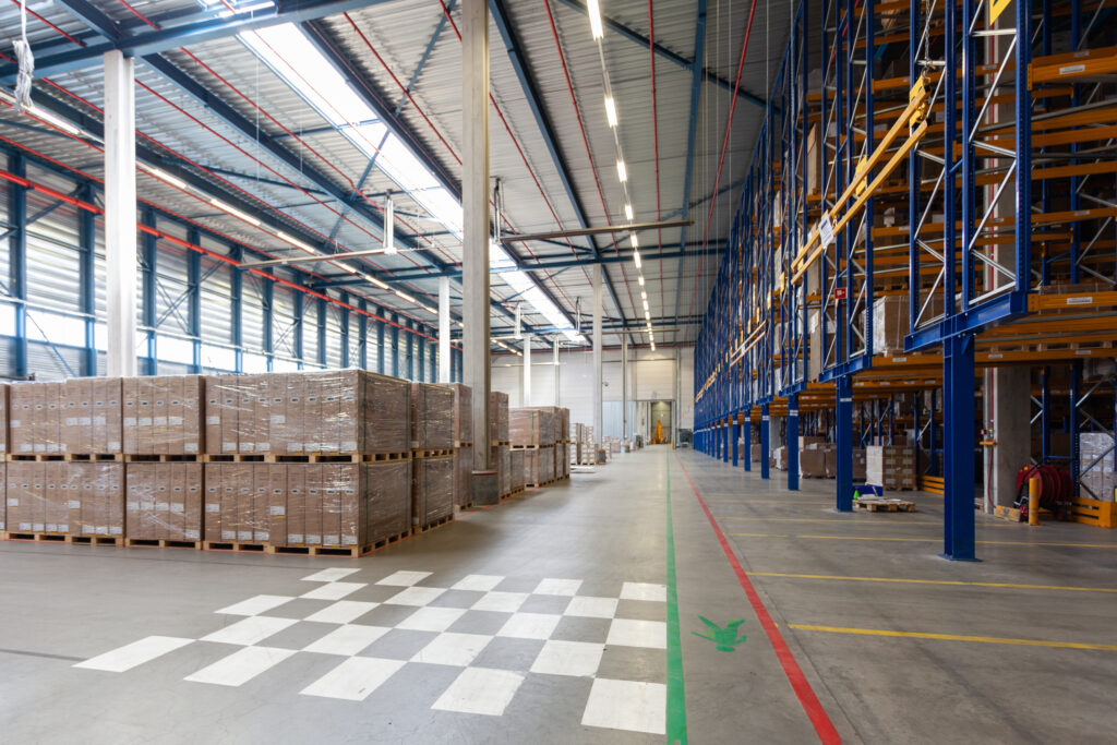 Warehouses & Cold Storage Units
